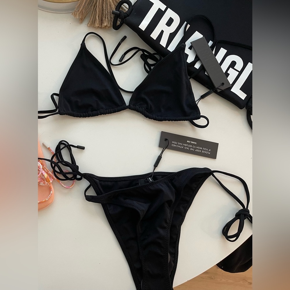 TRIANGL VINCA EBONY BLACK SET WITH BACK PACK! NWT